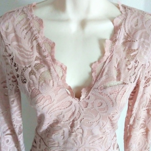 H&M Limited Edition pencil dress - Picture 2 of 4